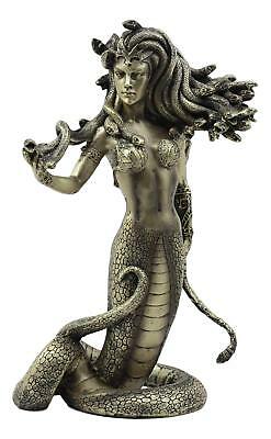 Medusa-Gorgon-Serpent-Seductress-Gorgonic-Sister-Greek-Mythology.jpg